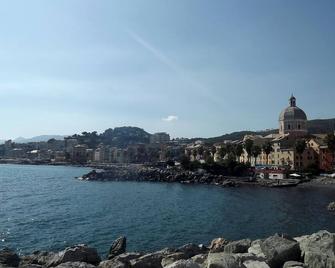 Holiday apartment Pegli for 1 - 4 persons with 2 bedrooms - Holiday apartment in one or multi-family - Genoa - Bedroom