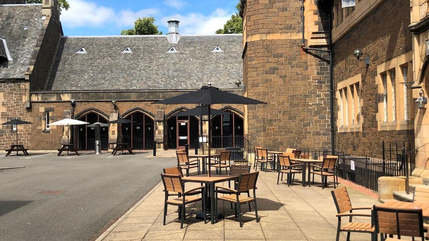 Stirling Highland Hotel- Part of the Cairn Collection