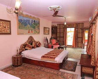 WelcomHeritage Grace Hotel - Dharamshala - Habitación