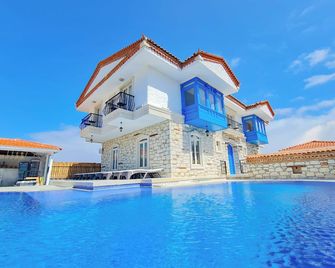 The Fountain Hotel - Cesme - Pool