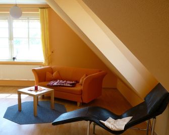 Golfcentrum Schloss Karnitz Rügen - Garz - Sala de estar