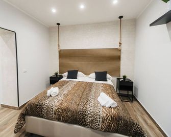 Scafati/Le Porte Di Pompei - Scafati - Bedroom