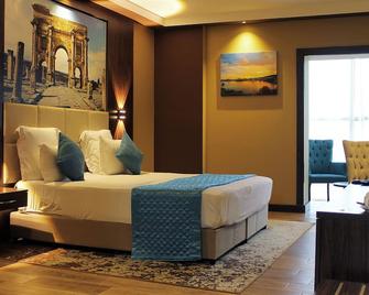 Lb Suites Hotel - Bir El Djir - Bedroom