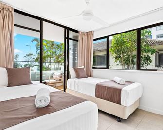 Windward Apartments - Mooloolaba - Bedroom