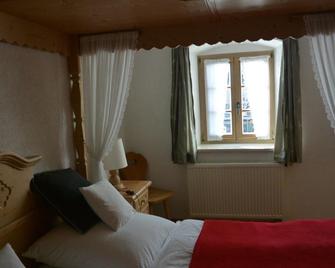 Ferienhaus Bichler - Mittenwald - Makuuhuone