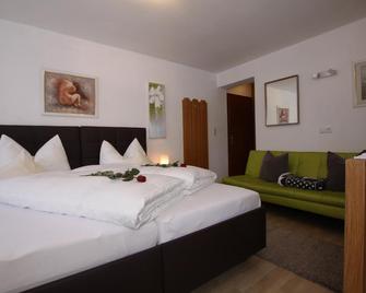 Pension Garni Gerhard - اويتز - غرفة نوم
