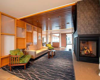 Fairfield Inn & Suites by Marriott Duluth Waterfront - Duluth - Lobby