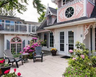 Gaspereau Suite - 2 Seat Jacuzzi, Kingbd, Downtown - Wolfville - Patio