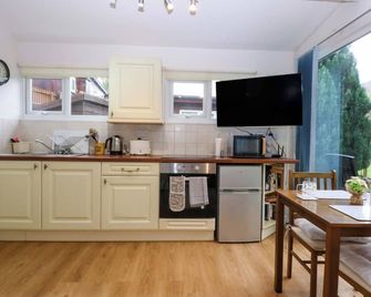 리버스 누크 - 랜우딘 - 주방