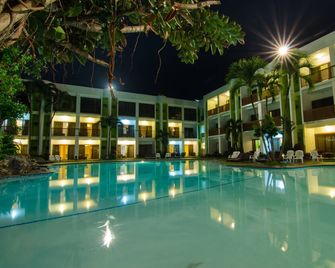 Apple Tree Resort & Hotel - Cagayan de Oro - Uima-allas