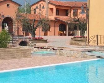 Villaggio Turistico Airone - Sassetta - Pool
