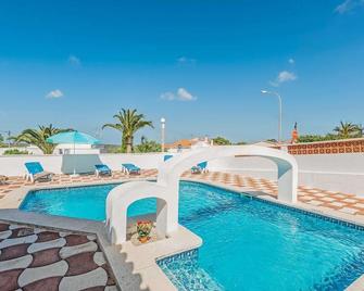 Villa Eugenia Large Private Pool Ac Wifi - Alaior - Piscine