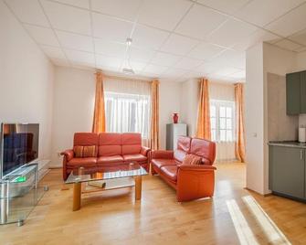 Haus Repin, Oberhof, historische Villa am Rennsteig, Thüringer Wald - Oberhof - Wohnzimmer