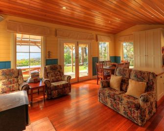 Island View Spa Cottage - Smithton - Sala de estar