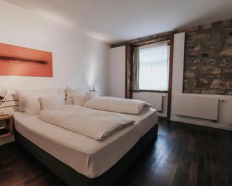 Design Hotel & Restaurant Löwen - Ulm - Bedroom