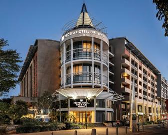 Protea Hotel Fire & Ice! by Marriott Durban Umhlanga Ridge - Umhlanga - Bygning