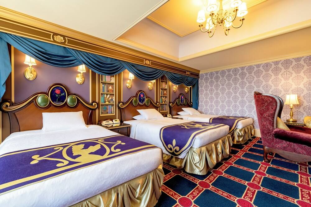 東京ディズニーランドホテルの宿泊料金 ¥64,447 (¥̶1̶6̶2̶,̶5̶9̶4̶