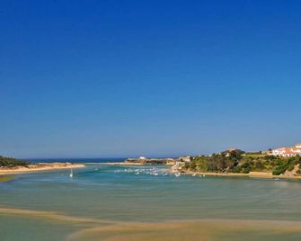 Beach house - Vila Nova Milfontes- AlentejoHouse with character - Vila Nova de Milfontes - Golfplatz