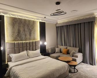 Cozy studio in enjoyable Riyadh with WiFi, AC - Riyad - Chambre