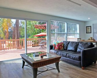 Siesta Heron Suites & Villas - Siesta Key - Living room