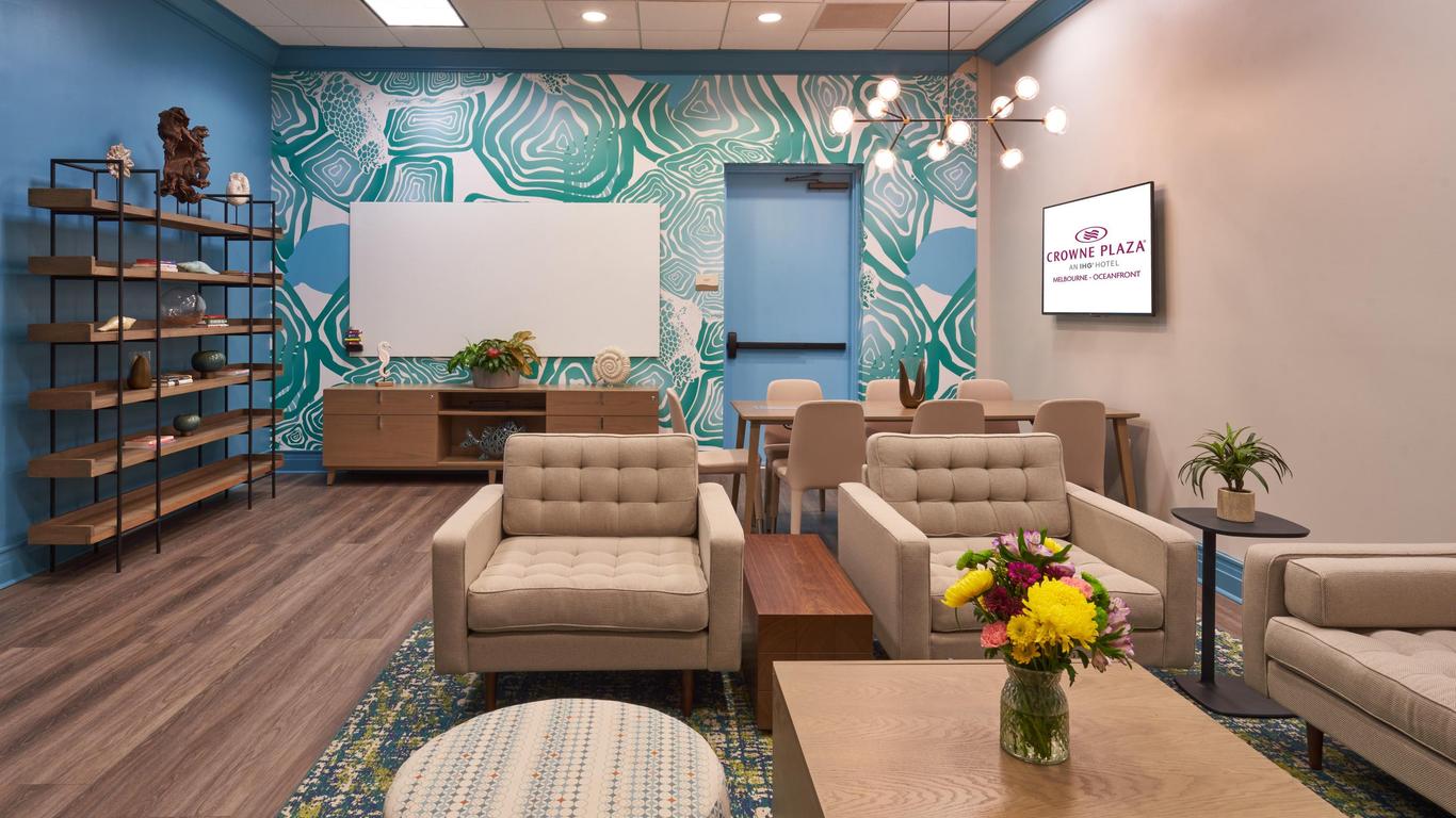 Crowne Plaza Melbourne-Oceanfront By IHG