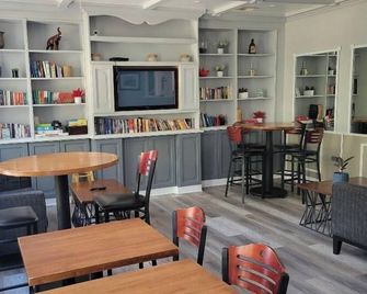 Chicago Parthenon Hostel - Chicago - Sala d'estar