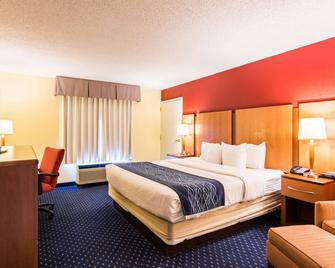 Comfort Inn at Joint Base Andrews - Clinton - Schlafzimmer