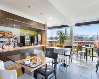 بي آند بي هوتل أراس - اراس - مطعم