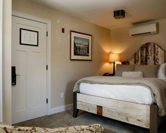 The Vermont House - Wilmington - Bedroom