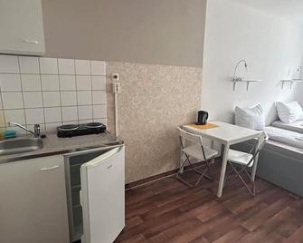 2-Rent Group Hostel Apartments Sen14 - Monaco di Baviera - Cucina