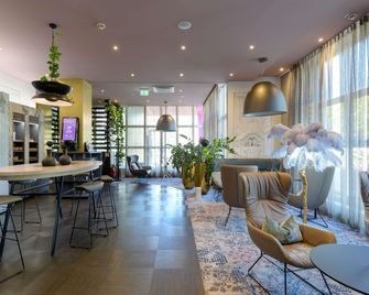 Mercure Hotel Würzburg am Mainufer - Würzburg - Gebäude