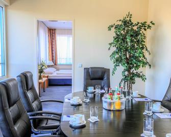 Hotel Plaza Hannover - Hannover - Essbereich