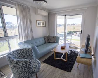 Gindanha - Orange - Huiskamer