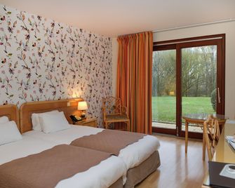 Hôtel Restaurant Le Relais De Pouilly - Pouilly-sur-Loire - Slaapkamer