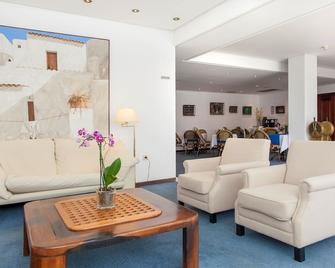 Hotel Anchorage - Ibiza - Obývací pokoj