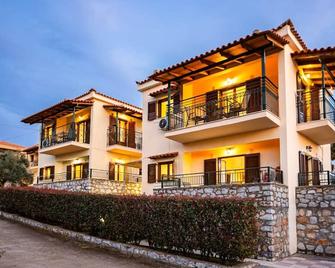 Stoupa Serene Nests - Spitiko Getaway - Stoupa - Bygning