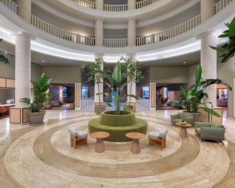 دومس ليك ألغارف، أوتوجراف كوليكشن - فيلاموره - ردهة