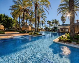 Hotel Inmood San Roque - San Roque - Pool