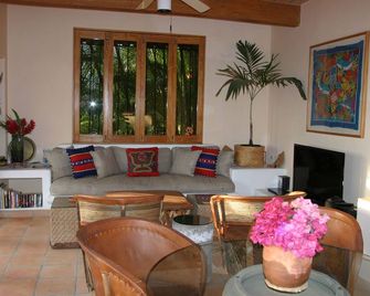 Mexican Villa Over Looking Marina Riviera Nayarit and Banderas Bay - La Cruz de Huanacaxtle - Salon