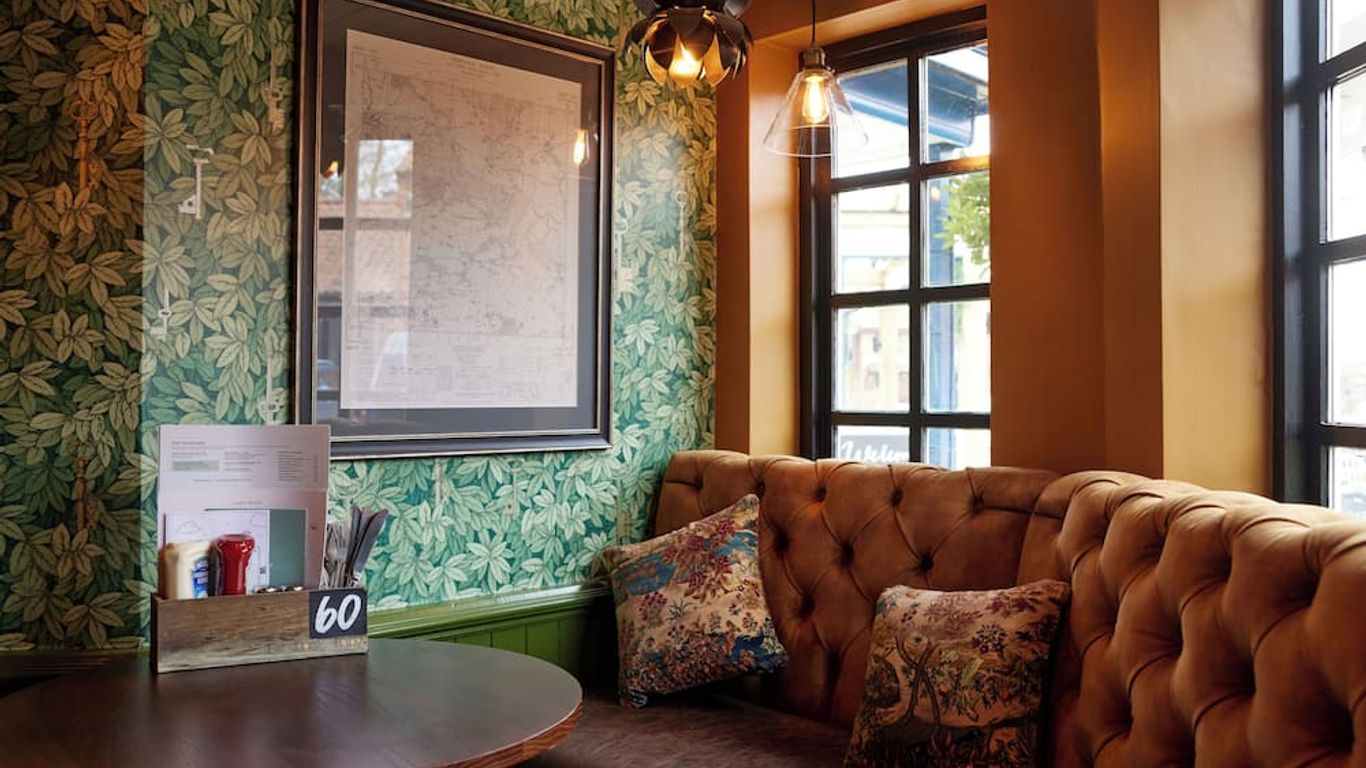 The Kings Head Wroxham by Greene King Inns