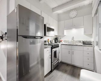 Modern Studio - Stunning Views! Centrally Located! - سان دييغو - مطبخ