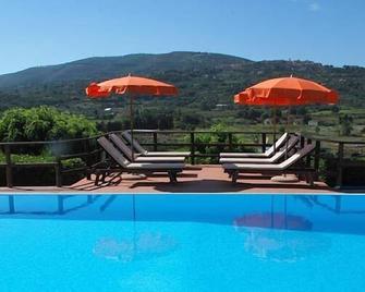 Residence della Luna - Porto Azzurro - Piscina