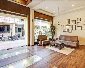 Hotel Mundra Inn - Mundra - Lobby