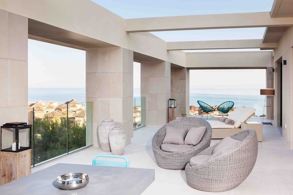 دون كارلوس ريزيدنسيز