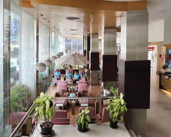 Golden Crown Grand Hotel - Hat Yai - Lobby