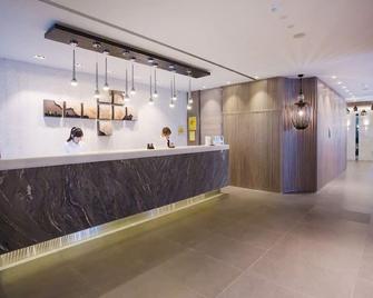 The Cloud Hotel - Taichung City - Front desk