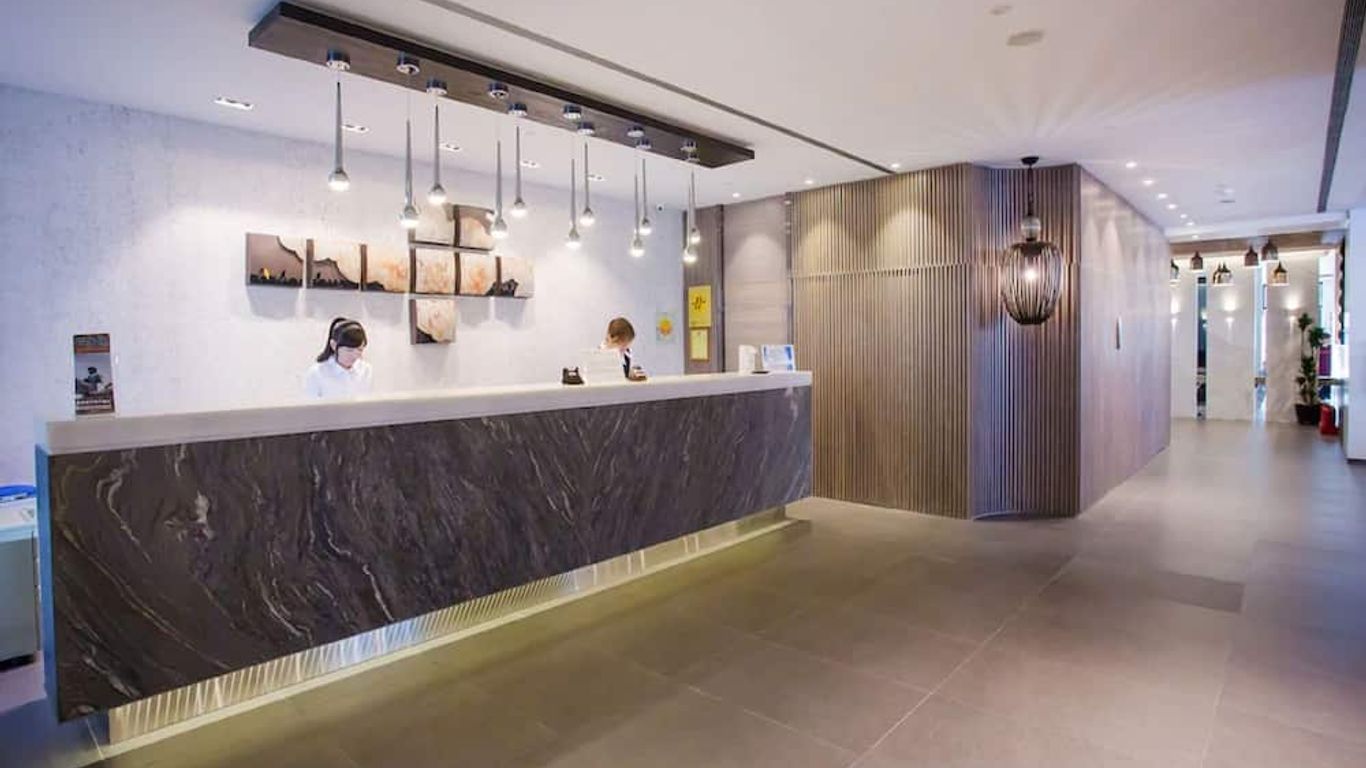 ذا كلاود هوتل تايتشونج