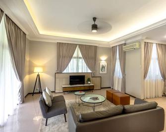 Tanjong Puteri Golf Resort - Malaysia - Johor Bahru - Living room