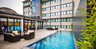 Bb Hotels Smarthotel Milano Linate - Segrate - Pool