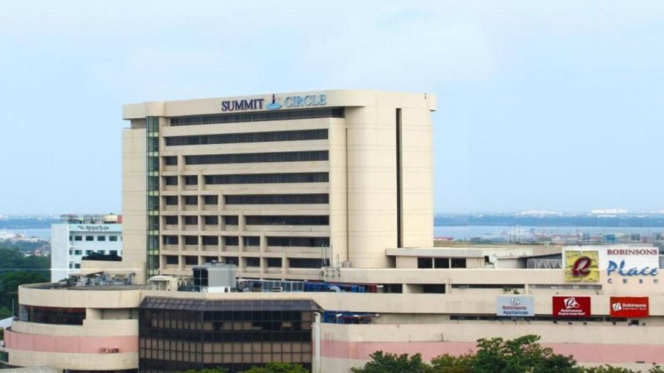 Summit Circle Cebu